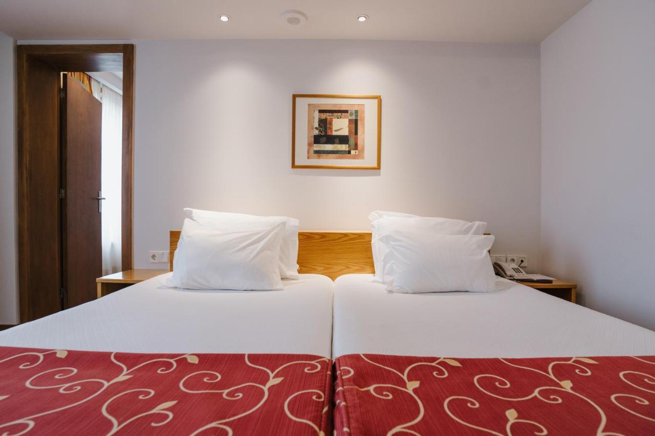 Hotel Premium Porto Maia Bagian luar foto